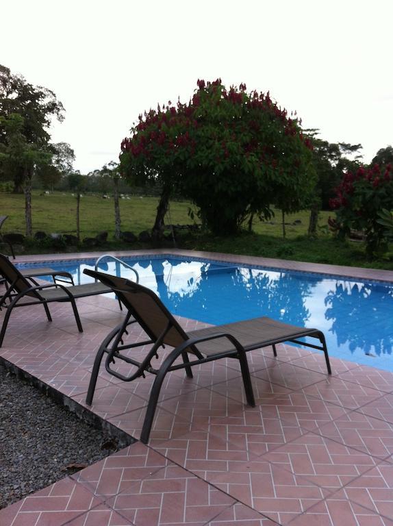 Hotel Villas Vista Arenal Ла Фортуна Экстерьер фото