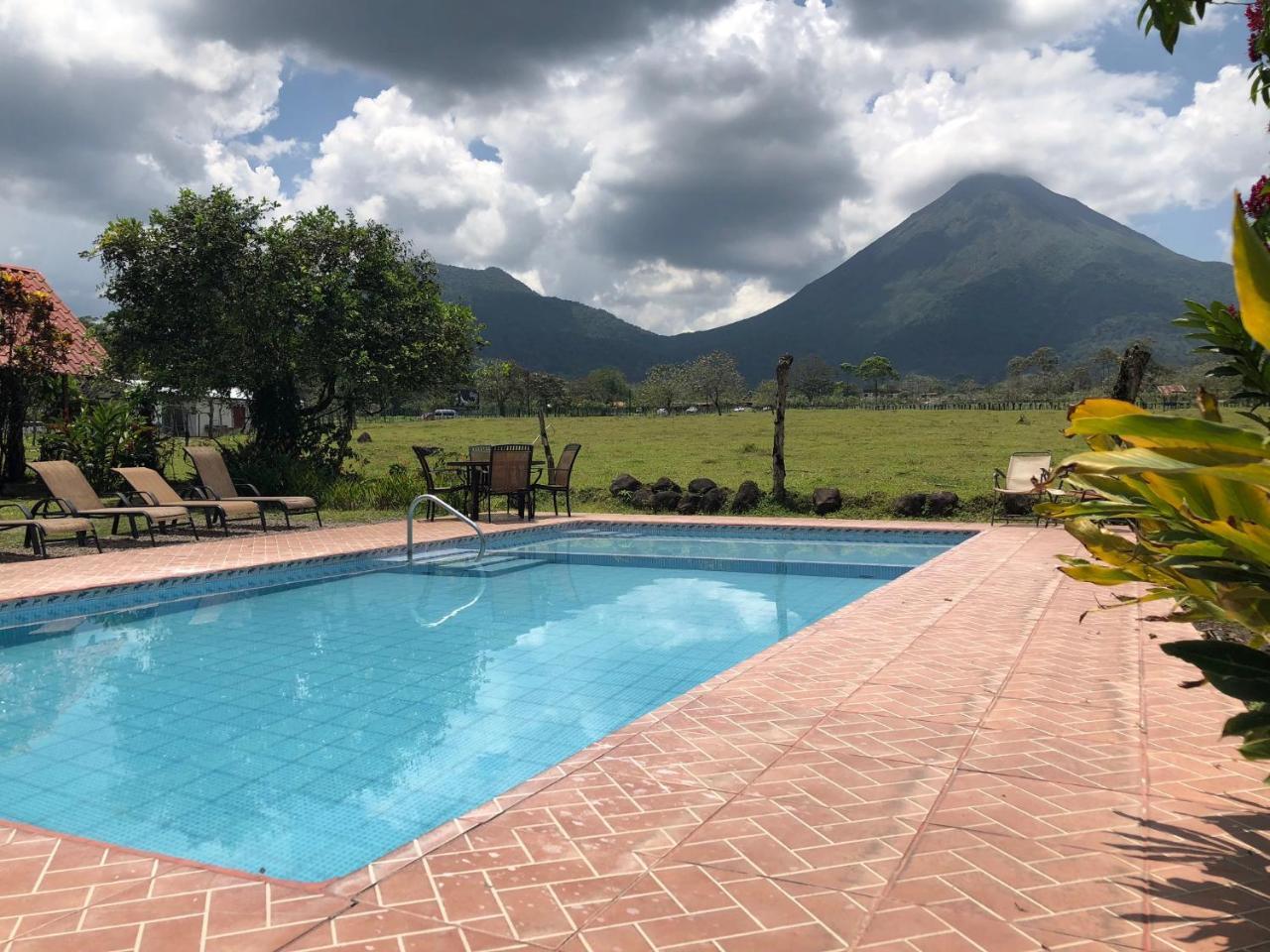 Hotel Villas Vista Arenal Ла Фортуна Экстерьер фото